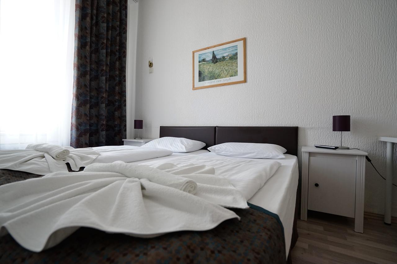 Hotel Altstadt Spandau Seeburg  외부 사진